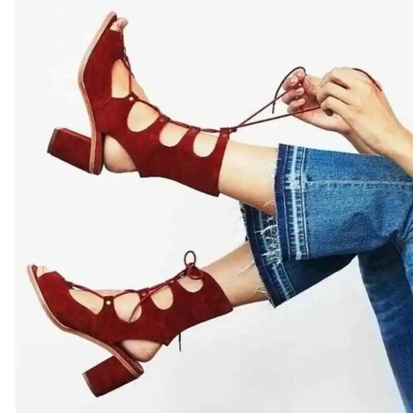 Jeffrey Campbell Brown Lace Up Sandal/ Heel Size 8 - Picture 1 of 10